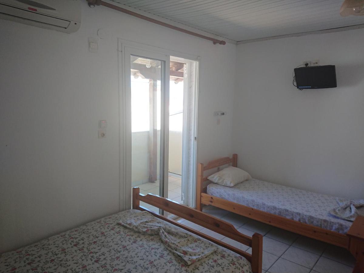 Appartement House Papus à Sarti Extérieur photo